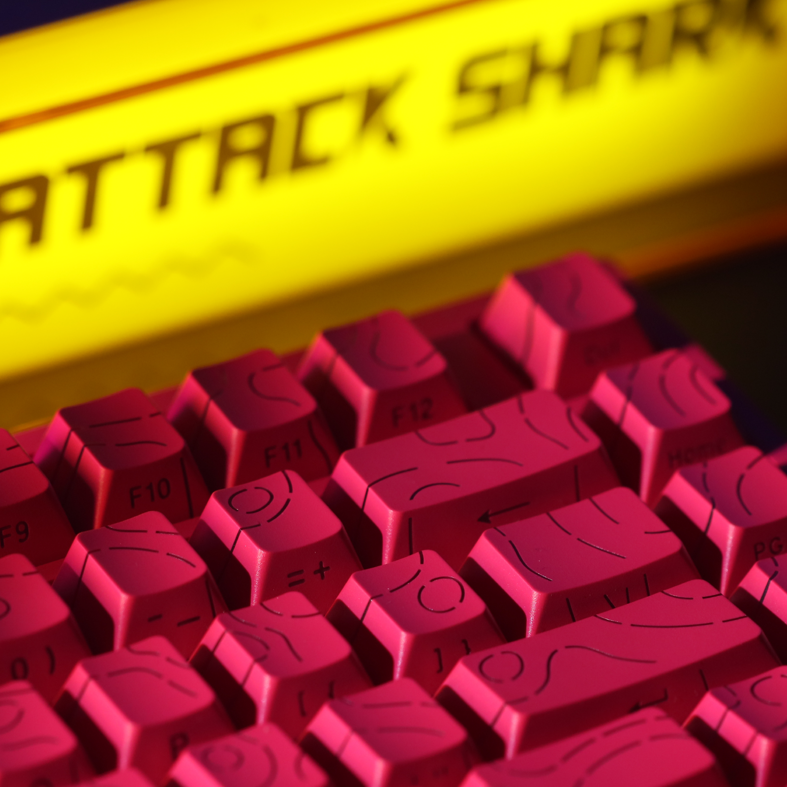 ATTACK SHARK R82 HE Wired 75% Gaming Keyboard with C01ULTRA LED Cable